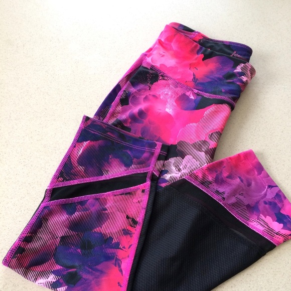 Other - NWOT Pink and black floral yoga pants